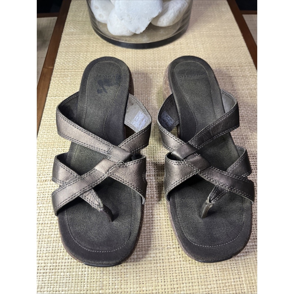Merrell Brown Bronze Leather Toe Sandals Low Wedge‎ Shoes Women 9M Mule